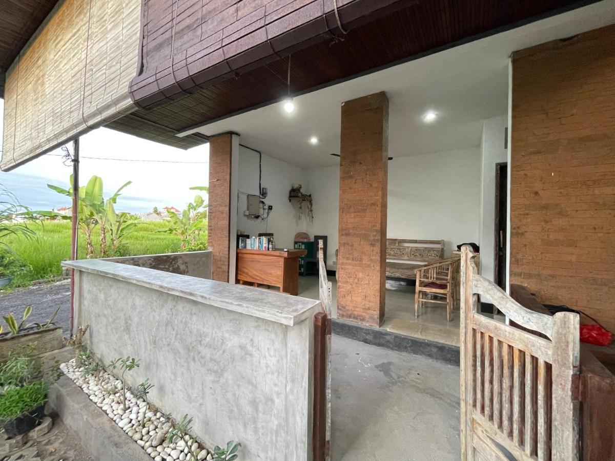 Belimbing Guest House Canggu Eksteriør billede